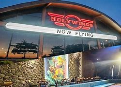 Holywings Itu Tempat Apa